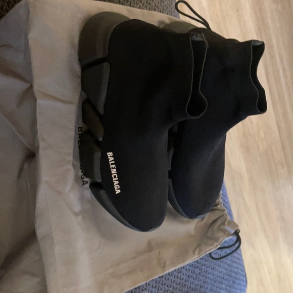 Used once ! Size 6.5 in women’s